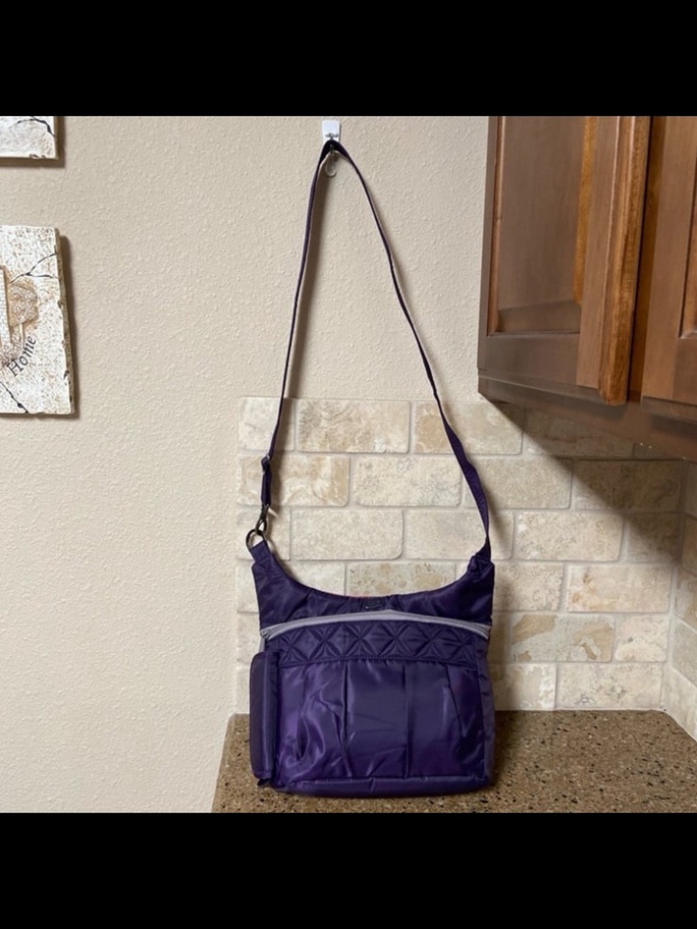 Lug Swing Crossbody Bag (V-Swing)